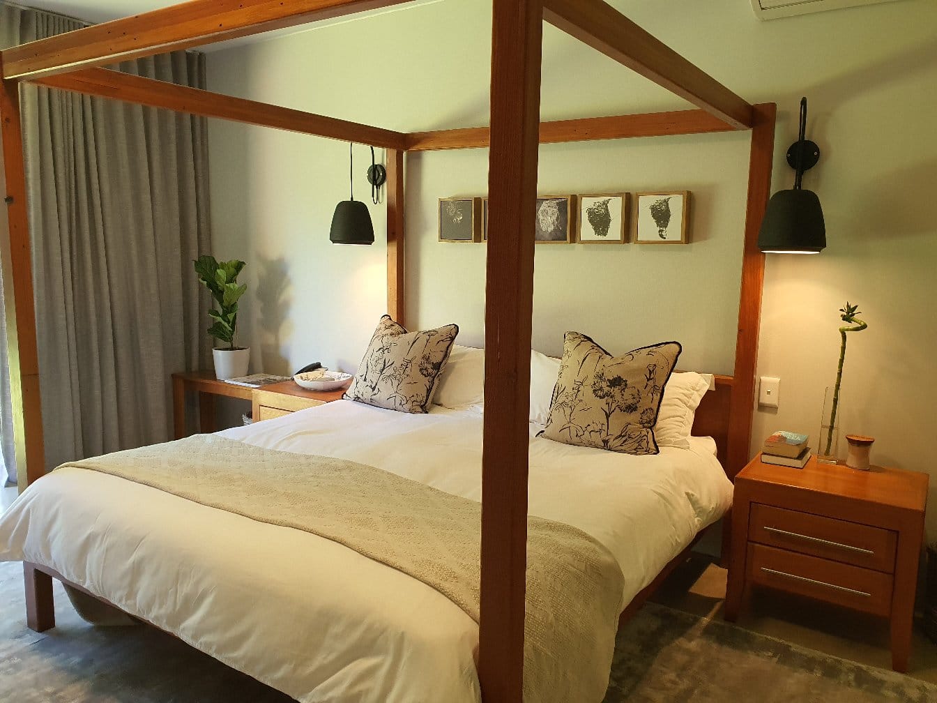 Sew Good Bedroom 13